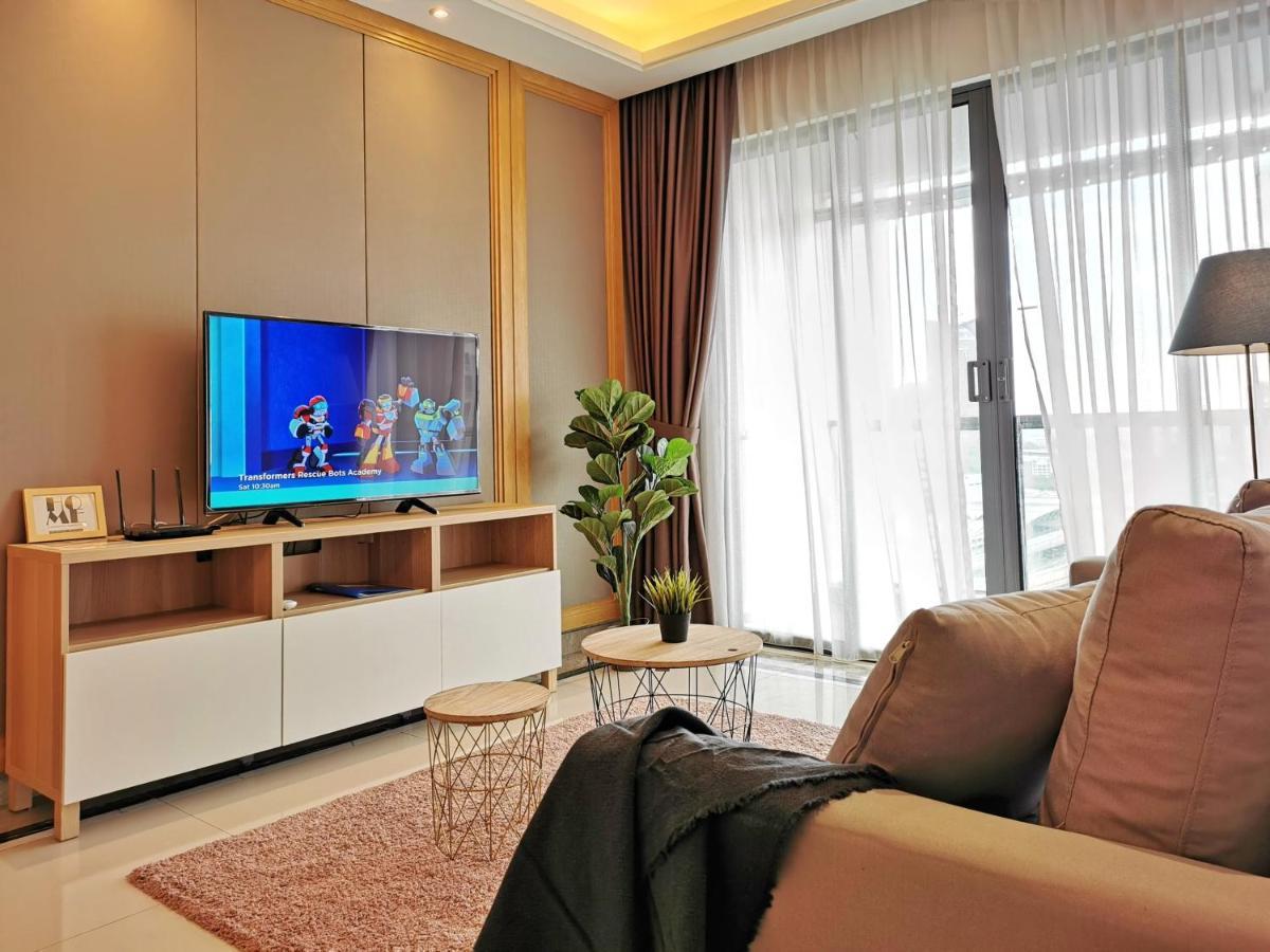 Yussy 2 Bedrooms Condo At R&F Princess Cove Johor Bahru Exterior photo