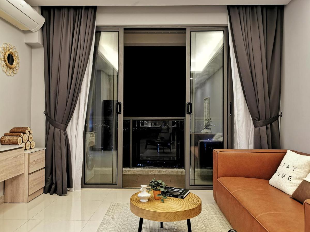 Yussy 2 Bedrooms Condo At R&F Princess Cove Johor Bahru Exterior photo