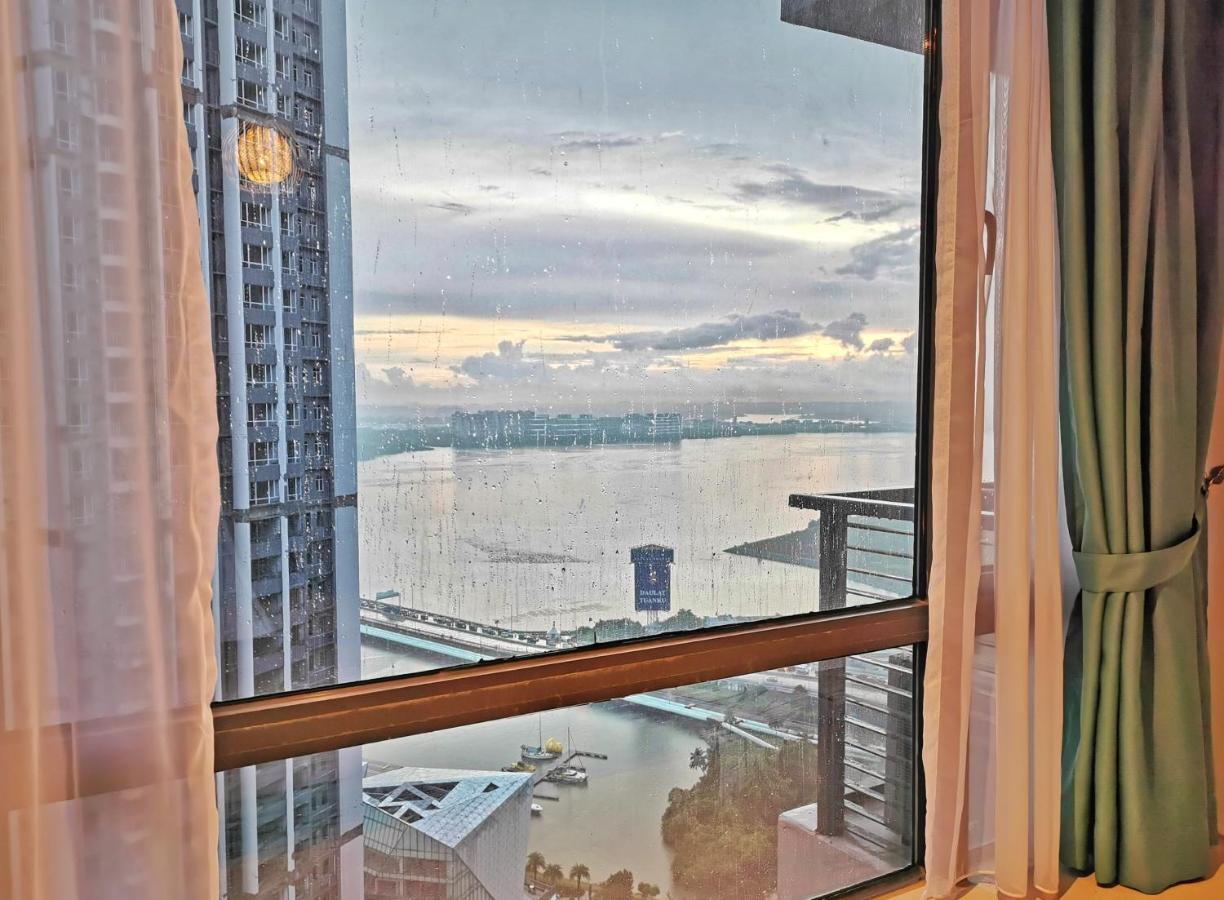 Yussy 2 Bedrooms Condo At R&F Princess Cove Johor Bahru Exterior photo
